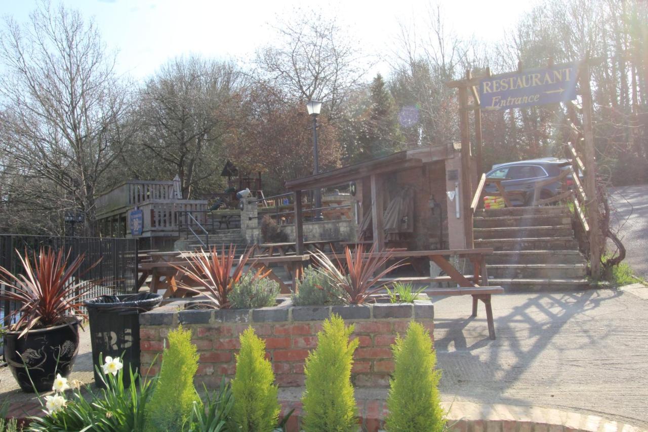 The Clothiers Arms Otel Stroud  Dış mekan fotoğraf